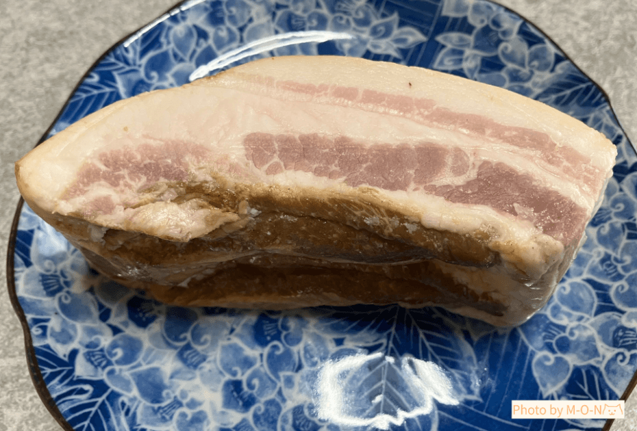 ヒューリック 株主優待 カタログ 出羽のしんけん工房 東北ハム 無塩せきベーコン 無添加 リンベル 生