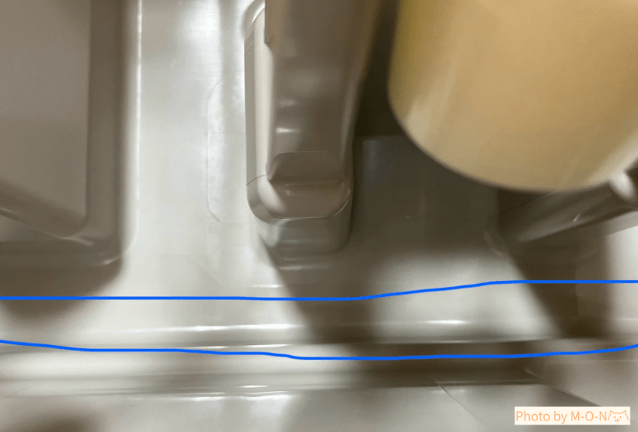 除湿機　Panasonic　パナソニック　エコハイブリット　F-YEX120B　タンク　内側　カビ