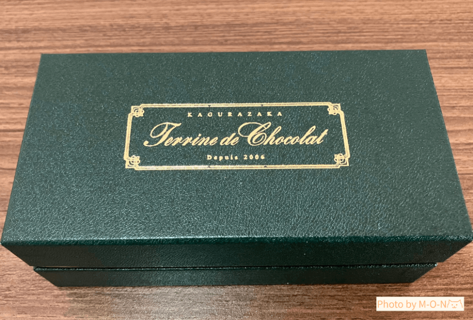 神楽坂　ルコキヤージュ　テリーヌドゥショコラ　ガトーショコラ　お取り寄せ　スイーツ　バレンタイン　ホワイトデー　誕生日　おすすめ　箱　パッケージ